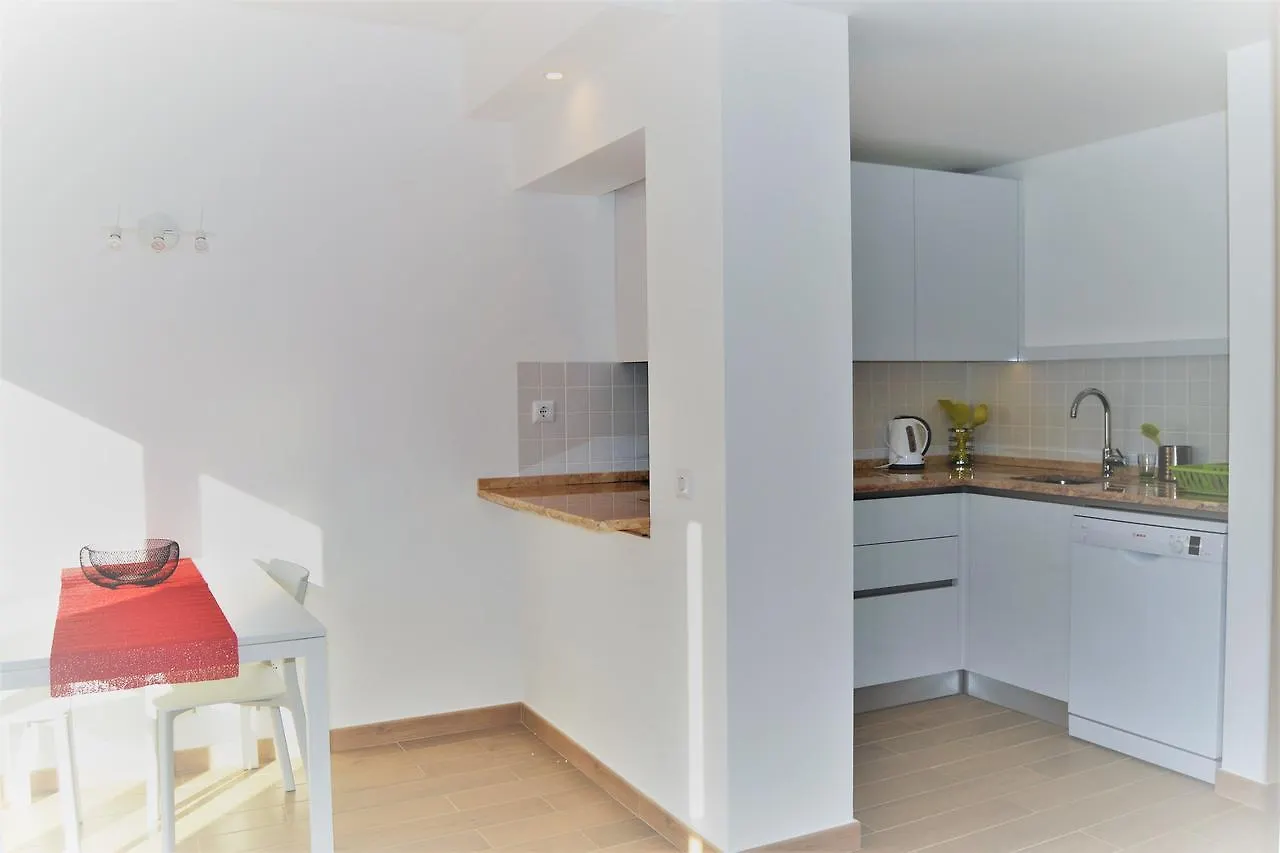 Vila Bella, Meia Praia, Lagos Apartment
